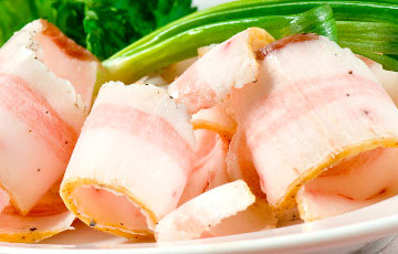 Беларусь ограничивает поставки свинины и мяса птицы из России