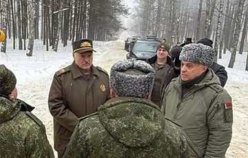 Лукашенко запаниковал из-за состояния войск