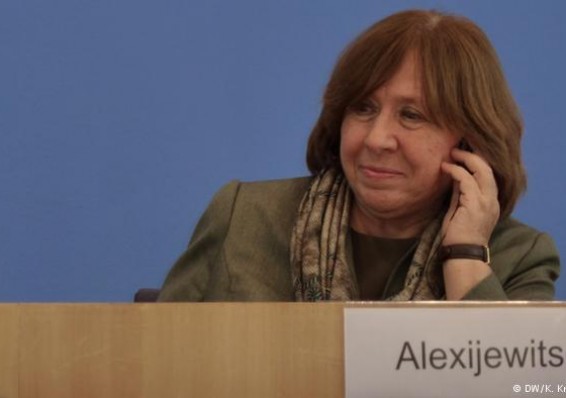 Алексиевич в Берлине рассказала о Путине и Лукашенко