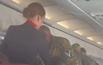 Пьяные московитские военные устроили драку в самолете Чита-Екатеринбург