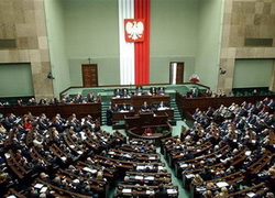 Сейм Польши потребовал освобождения политзаключенных