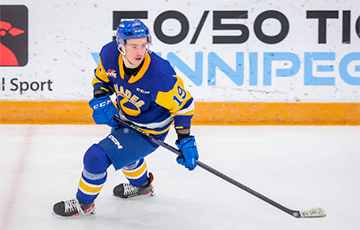 Беларусский хоккеист признан игроком недели в WHL
