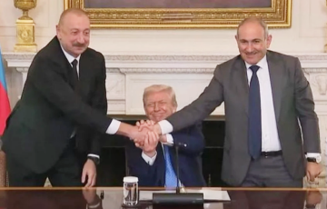 Алиев и Пашинян в присутствии Трампа подписали историческое мирное соглашение