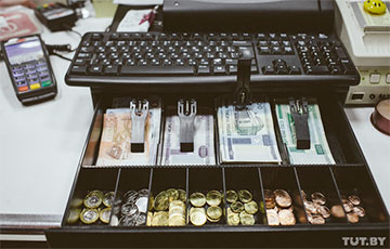 До пяти рублей: какие комиссии берут белорусские банки за наличные платежи