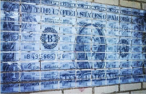 В Витебске студент сделал доллар из 100-рублевых купюр