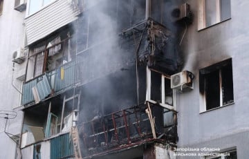 Московия ударила ракетой по многоэтажке в Запорожье
