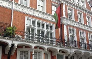 На белорусских дипломатов в Лондоне напали
