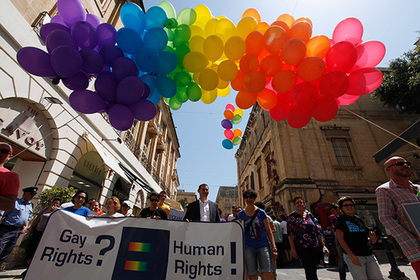 На Мальте узаконят однополые браки и разрешат гей-парам усыновление детей