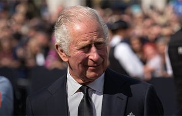 Новый король Великобритании Чарльз III впервые обратился к нации: видео