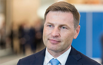Министр обороны Эстонии застрял на Ближнем Востоке