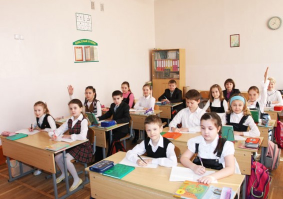КГБ помог Минобразованию: спецслужба участвовала в разработке новой программы ОБЖ для школьников
