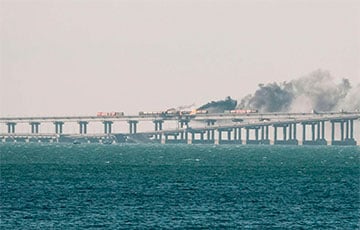Подрыв Крымского моста: эксперт рассказал, почему переправа так быстро обрушилась