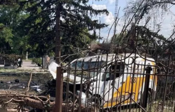 На Донбассе московиты ударили по людям, которые пришли получать пенсии