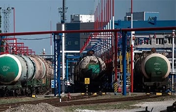 Московия попросила бензин у Беларуси после краха производства и атак на НПЗ