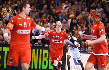 Сборная Дании, разгромив в финале норвежцев, впервые стала чемпионом мира