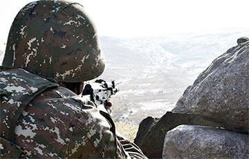 Азербайджан и Армения начали активные военные действия: в ход пошла тяжелая артиллерия