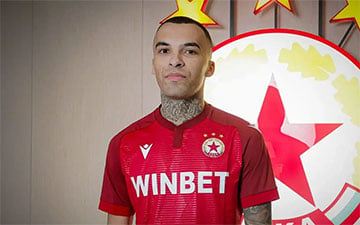 Беларусский футболист помог ЦСКА победить в софийском дерби