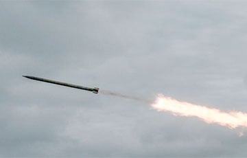 Московитская ракета попала прямо в украинский окоп, но не взорвалась