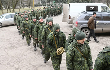 Путин потребовал отправить в армию еще почти 100 тысяч московитов