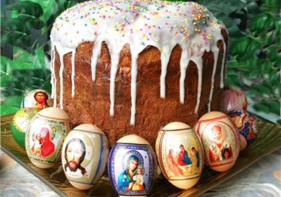 Православный мир празднует пасху