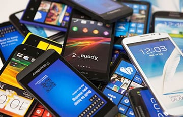 В Европе запретили смартфоны без съемного аккумулятора