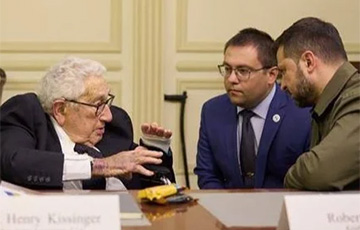 Зеленский пообщался с Киссинджером во время своего визита в США