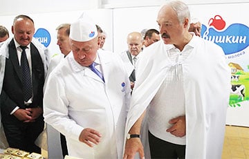 Лукашенко призвал беларусов дать ему экономику, дороги, молоко и мясо
