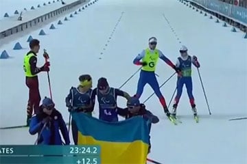 Эпическая пощечина: московитских спортсменов заставили финишировать под флаг Украины