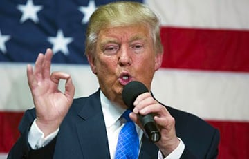 Трамп попробовал себя в роли комика — зал молчал