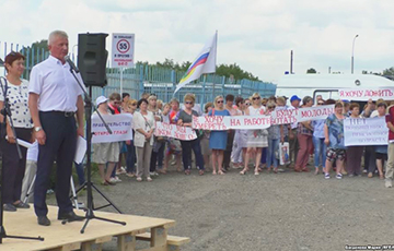 В Кемерове тысячи людей протестовали против повышения пенсионного возраста