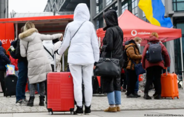 Рекордный пассажиропоток за последние годы: 150 000 украинцев выехали за границу за сутки