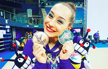 Белорусская гимнастка завоевала две медали на этапе Кубка мира в Италии
