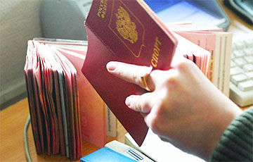 В Эстонии хотят депортировать тех, кто попытается получить московитское гражданство