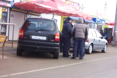 Белорусы собирают подписи за отмену «налога на авто»