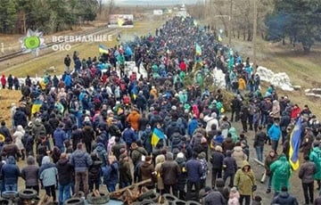 Белоруска в Ирпени: Единственный выход — это стоять и не отдать землю варварам из РФ