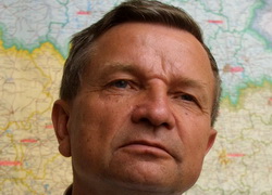 Бывший министр обороны Павел Козловский снялся с «выборов»