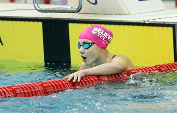 Анастасия Шкурдай выиграла золото на дистанции 100 метров баттерфляем на ЧЕ на «короткой воде»