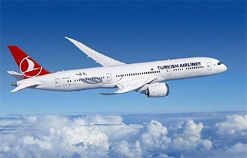 Самолет Turkish Airlines аварийно сел в Минске