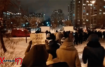 «Я выхожу»: Минчане провели марш в Красном Бору