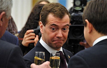 Медведев думает, что НАТО воюет с Московией