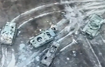 ВСУ уничтожили полтора десятка московитских бронемашин на перекрестке двух полевых дорог на Купянско-Лиманском направлении