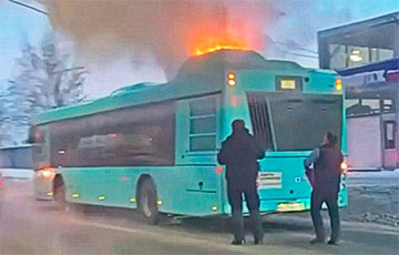 Беларусский автобус опять горел в Санкт-Петербурге