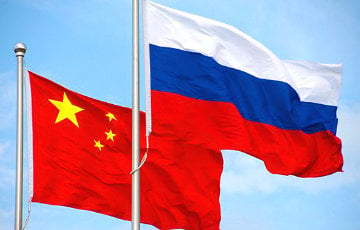 «Московия падает на колени перед Китаем»