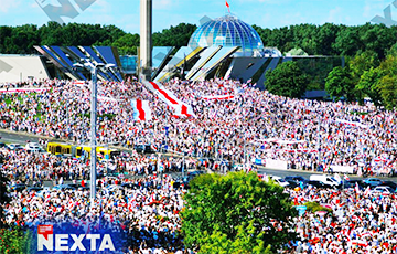 Антилукашенковский митинг в Минске собрал до полумиллиона человек