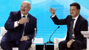 Зеленский предложил Лукашенко отдать задержанных россиян Киеву