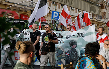 В Варшаве состоялся марш и концерт ко Дню беларусской воинской славы