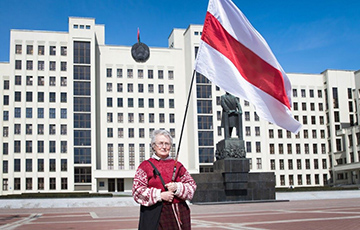 79-летнюю Нину Багинскую задержали на улице в Минске