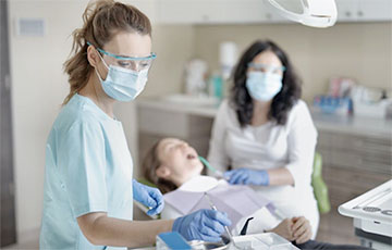 «Когда начала обзванивать стоматологии и узнавать цены, то была в шоке»