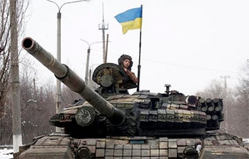 На Донбассе ВСУ уничтожили вражеский склад с топливом