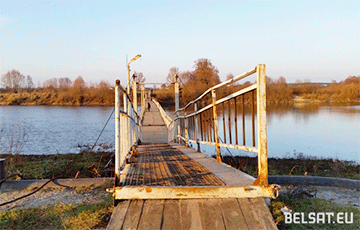 В Столинском районе сельчане требуют от властей построить мост через реку